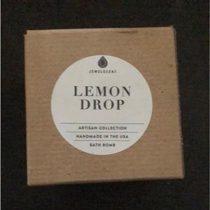 Brand new Jewelscent bath bomb Lemondrop